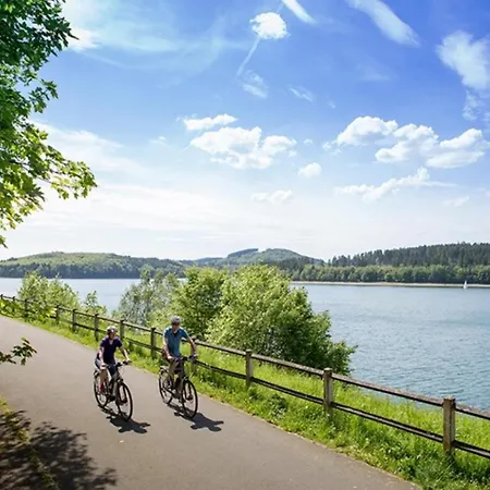 Moderne 2-zimmer-ferienwohnung In Zentraler, Ruhiger Lage