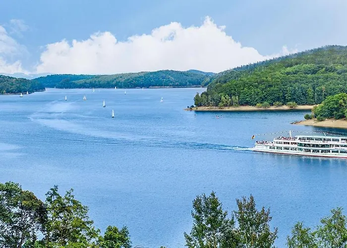 Moderne 2-zimmer-ferienwohnung In Zentraler, Ruhiger Lage Apartamento *